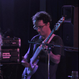 Bertrand à la basse